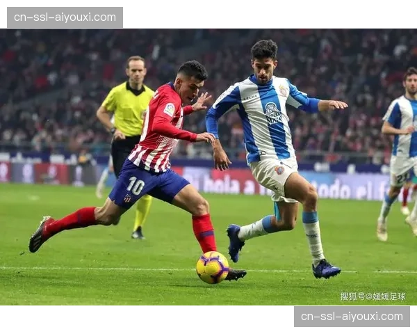 贝蒂斯库乔三射门零射正，前锋终结能力成球队短板